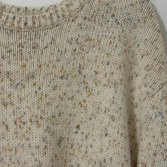 GAP Speckled Cream Crew Neck Sweater - Picture 3 of 6
